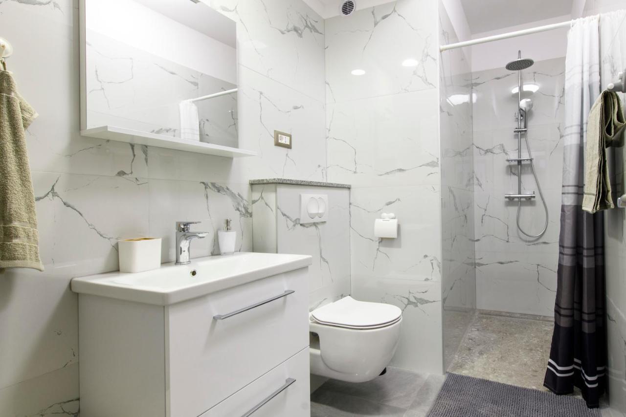 Apartment Delalle Спліт Екстер'єр фото