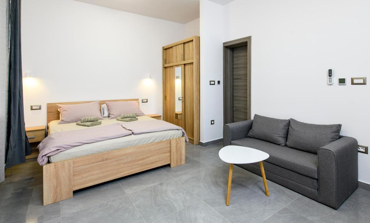 Apartment Delalle Спліт Екстер'єр фото